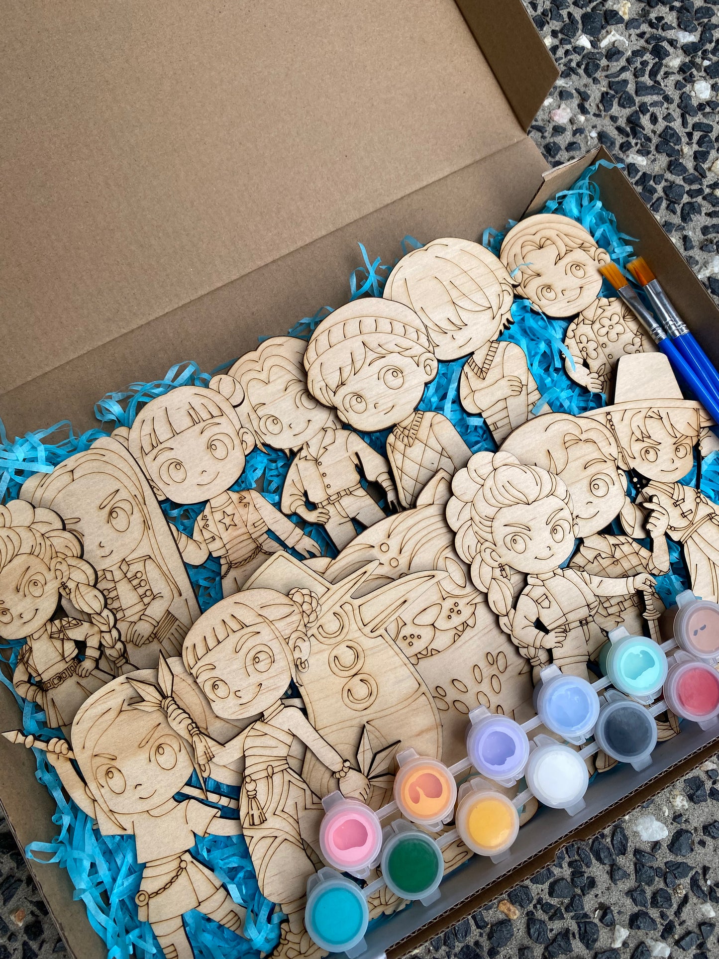 Hunter’s Inspired Kit: DIY Wooden Character Painting Set